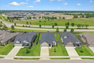 4261 Harding Way, Bryan, TX 77802 - Photo 2