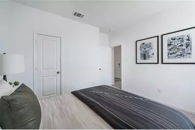8015 Jade Crest Drive, Angleton, TX 77515 - Photo 20