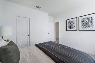 8015 Jade Crst Dr, Angleton, TX 77515 - Photo 20