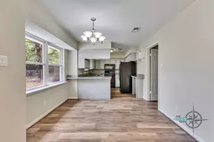 707 Hildred Ave, Conroe, TX 77303 - Photo 10