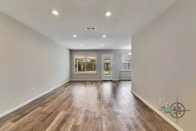 707 Hildred Avenue, Conroe, TX 77303 - Photo 6
