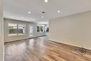 707 Hildred Ave, Conroe, TX 77303 - Photo 8