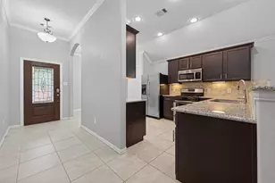 2248 Ivy Wall Dr, Conroe, TX 77301 - Photo 2