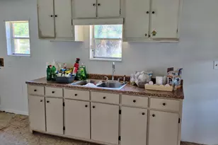 31984 Roberto St, Rio Hondo, TX 78583 - Photo 10
