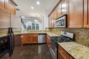 1046 W 23rd St, Houston, TX 77008 - Photo 10