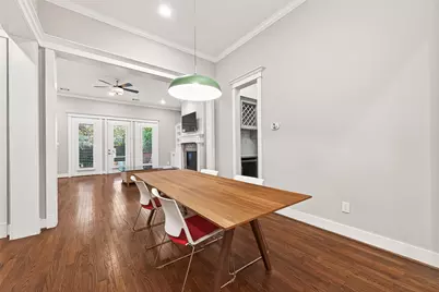 821 E 25th Street E, Houston, TX 77009 - Photo 14