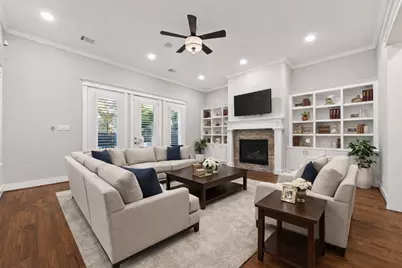 821 E 25th Street E, Houston, TX 77009 - Photo 16