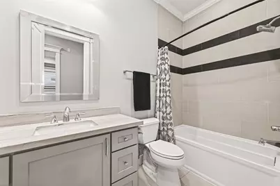 821 E 25th Street E, Houston, TX 77009 - Photo 38