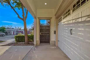 821 E 25th Street E, Houston, TX 77009 - Photo 4