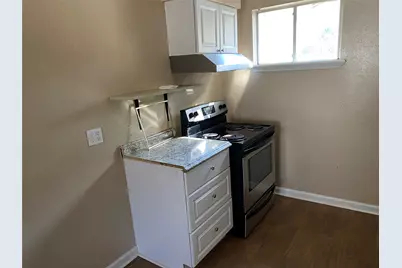 760 Cline Street #14, Huntsville, TX 77340 - Photo 12