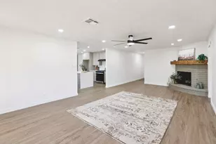 950 Buoy Rd, Houston, TX 77062 - Photo 14