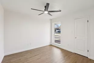 950 Buoy Rd, Houston, TX 77062 - Photo 30