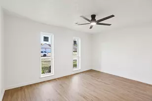 950 Buoy Rd, Houston, TX 77062 - Photo 24