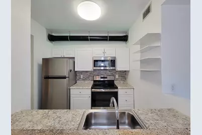7119 N Holiday Drive, Galveston, TX 77550 - Photo 14