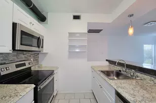 7119 N Holiday Dr, Galveston, TX 77550 - Photo 20