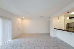 7119 N Holiday Dr, Galveston, TX 77550 - Photo 4