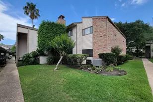7119 N Holiday Dr, Galveston, TX 77550 - Photo 32