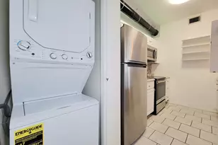 7119 N Holiday Dr, Galveston, TX 77550 - Photo 24