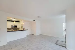 7119 N Holiday Dr, Galveston, TX 77550 - Photo 10