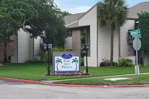 7119 N Holiday Dr, Galveston, TX 77550 - Photo 40