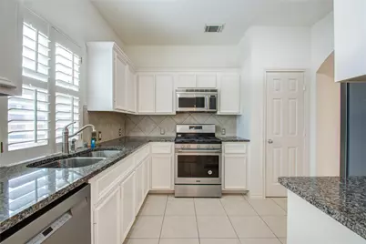 1016 Rochow Street, Houston, TX 77019 - Photo 12