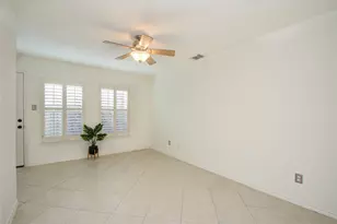 1016 Rochow St, Houston, TX 77019 - Photo 4