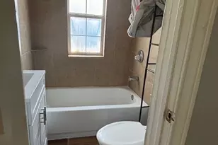 818 N Commerce St, Baytown, TX 77520 - Photo 8