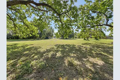 4409 Hiram Brandon Drive, Bay City, TX 77414 - Photo 2