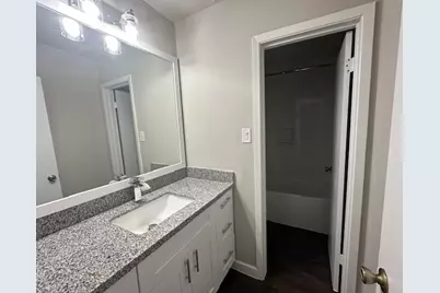 8518 Blossom Bell Lane, Houston, TX 77489 - Photo 12