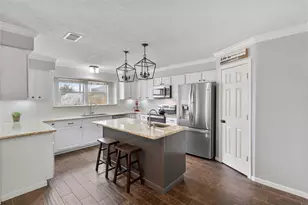 2015 Magnolia Bend, Baytown, TX 77523 - Photo 18