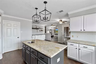 2015 Magnolia Bend, Baytown, TX 77523 - Photo 20