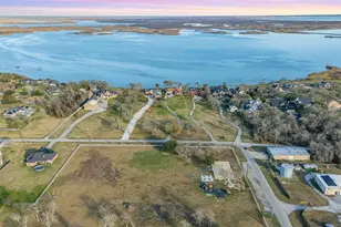 2015 Magnolia Bend, Baytown, TX 77523 - Photo 48