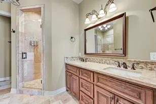 1301 Harbor View Dr, Galveston, TX 77550 - Photo 34