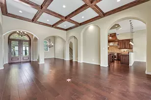 1301 Harbor View Dr, Galveston, TX 77550 - Photo 10
