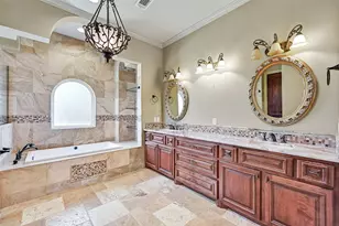 1301 Harbor View Dr, Galveston, TX 77550 - Photo 16