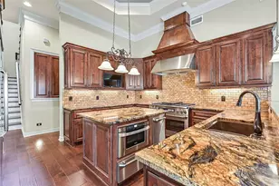 1301 Harbor View Dr, Galveston, TX 77550 - Photo 20