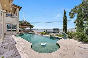 1301 Harbor View Dr, Galveston, TX 77550 - Photo 38