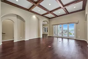 1301 Harbor View Dr, Galveston, TX 77550 - Photo 8