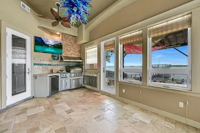 1301 Harbor View Drive, Galveston, TX 77550 - Photo 28