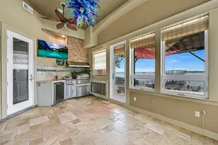 1301 Harbor View Dr, Galveston, TX 77550 - Photo 28