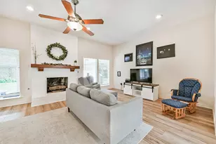 16406 Longvale Dr, Clear Lake City, TX 77059 - Photo 6