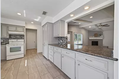 11811 Beverly Drive, Houston, TX 77065 - Photo 12