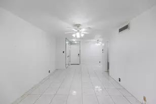 2601 Bellefontaine St, Houston, TX 77025 - Photo 14