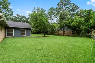 209 Summit Dr, Conroe, TX 77303 - Photo 20