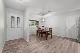 209 Summit Dr, Conroe, TX 77303 - Photo 4
