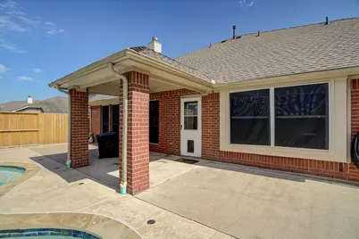 8219 Mandalay Bay Drive, Baytown, TX 77523 - Photo 4