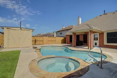 8219 Mandalay Bay Drive, Baytown, TX 77523 - Photo 2
