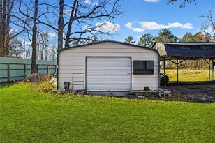 13363 Hwy 105, Cleveland, TX 77327 - Photo 14