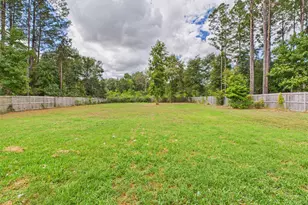 201 Rd 6618, Dayton, TX 77535 - Photo 32