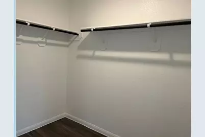 946 Luke Darrell Drive, Rosharon, TX 77583 - Photo 18